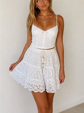 Zara White Eyelet Embroidered Tiered Mini Skirt Smocked Waist Size Small